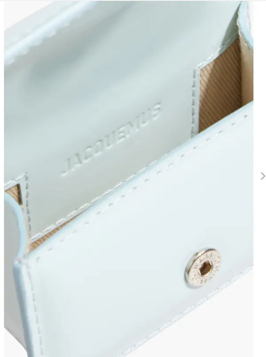 JACQUEMUS Le Porte Bambino étui AirPods en cuir LUXE EN VUE 75