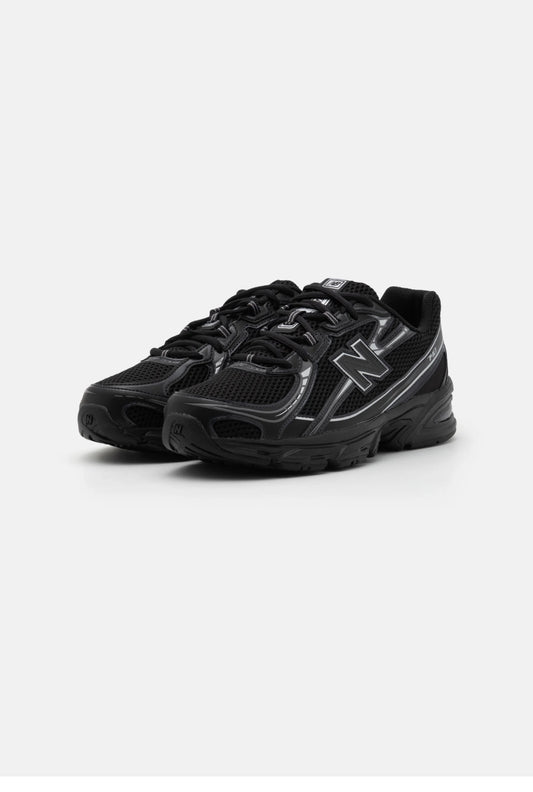 New Balance 740v2
Black Grey Silver
Men'sv