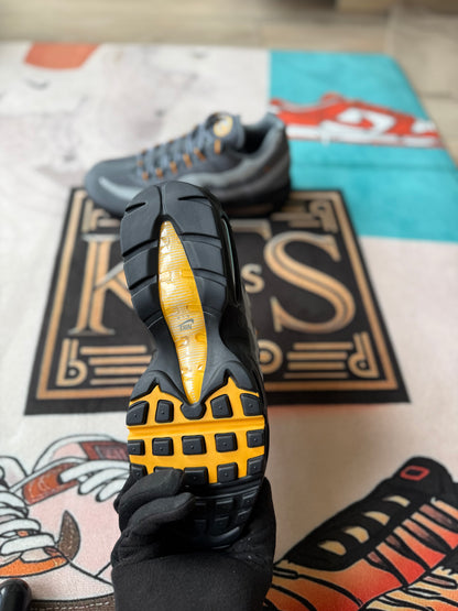 Nike Air Max 95 grey Sunday