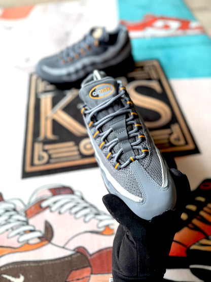 Nike Air Max 95 grey Sunday