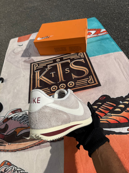 Nike Cortez SE Suede College Grey Dark Team Red  Coconut Milk Sail