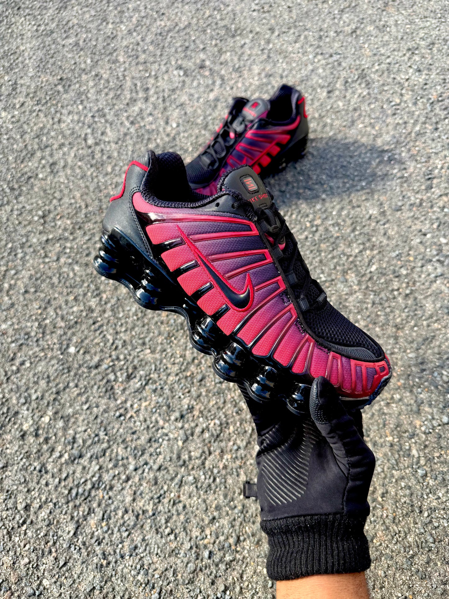 Nike Shox TL Black/University Red