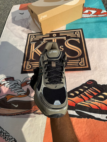 ASICS Gel-Kinetic Fluent Black Dark Taupe