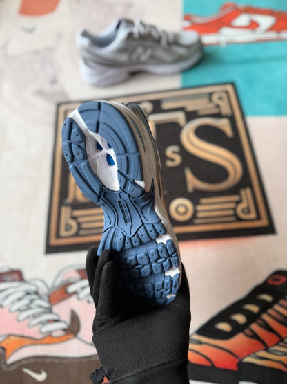 New Balance 740v2 Heron Blue
Vintage Indigo