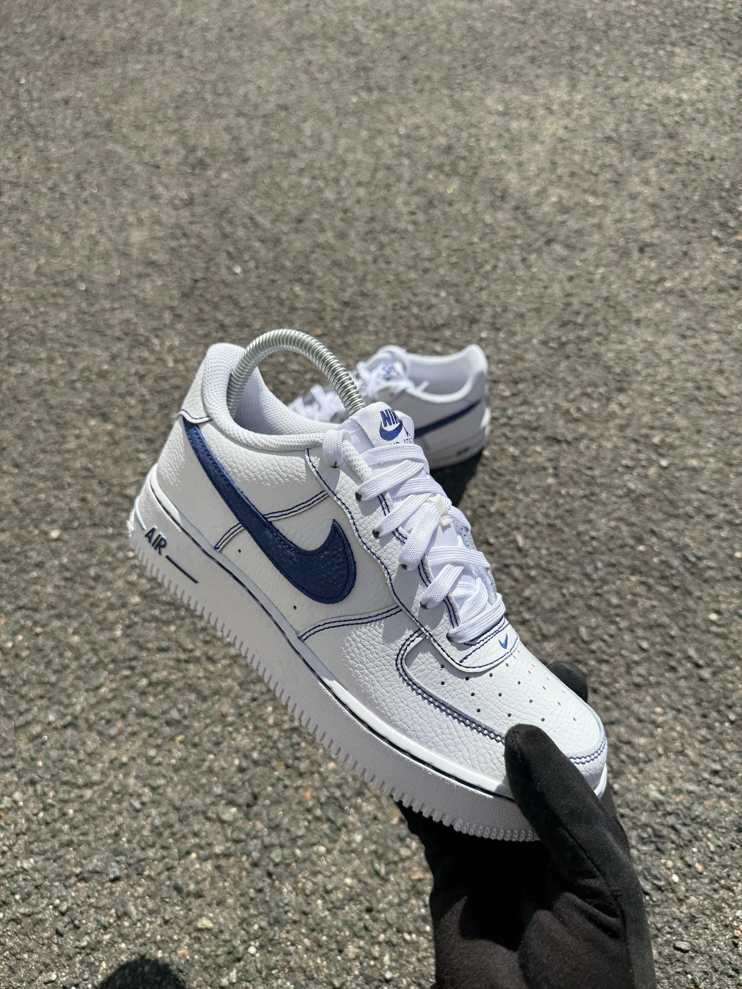 Nike Air Force 1 LV8