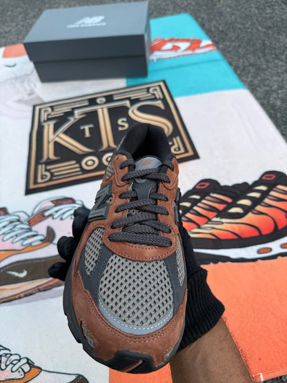 New Balance 2010 Brown