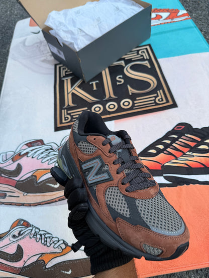 New Balance 2010 Brown