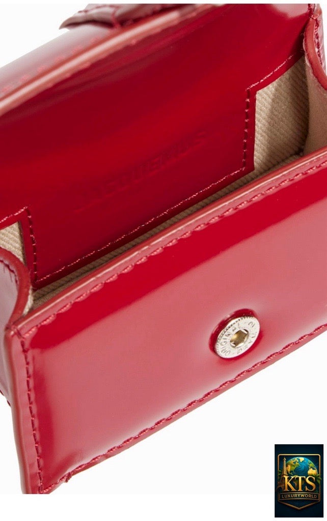 JACQUEMUS étui AirPods en cuir