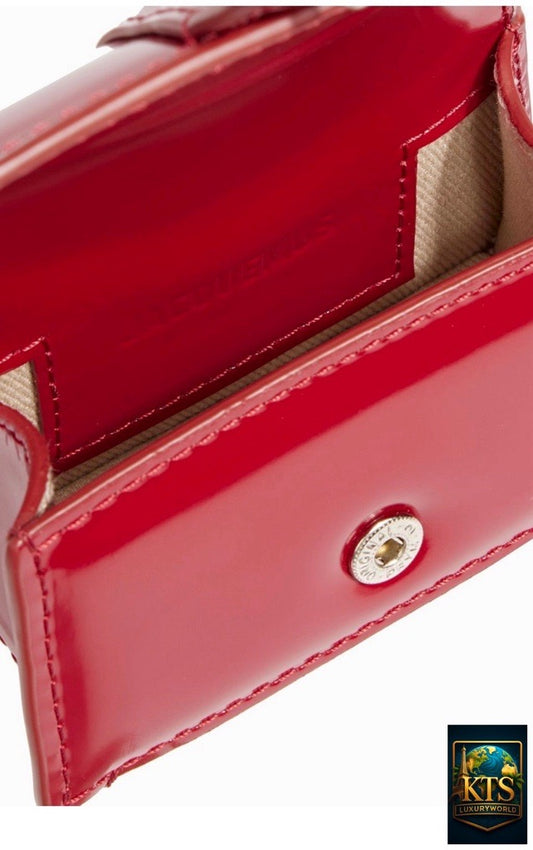 JACQUEMUS étui AirPods en cuir