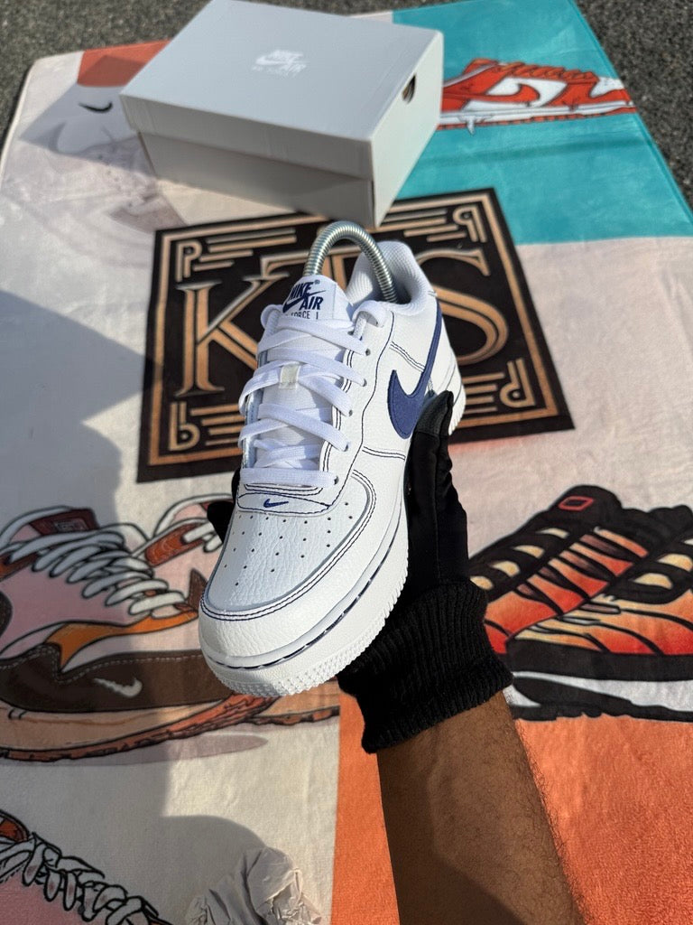 Nike Air Force 1 LV8