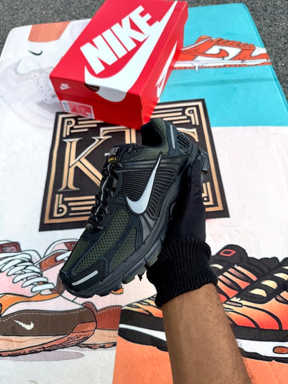 Nike Zoom Vomero 5 Black Sequoia