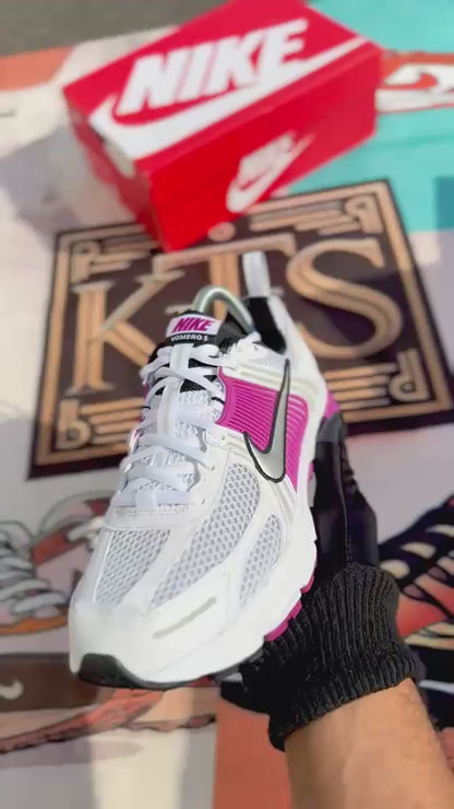 Nike Zoom Vomero 5 White/Pure Platinum/Hot Fuchsia/Metallic Platinum (GS)