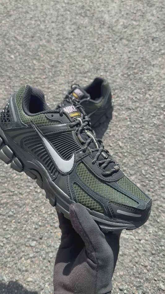 Nike Zoom Vomero 5 Black Sequoia